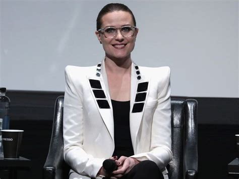 Evan Rachel Wood on Westworld nudity: Its not even weird。